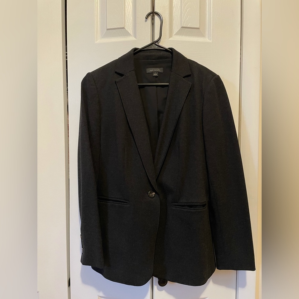 Ann Taylor pre-owned Blazer